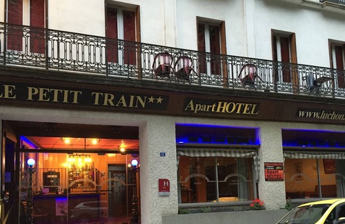 Bagneres-de-Luchon Hotel | Aparthotel le petit train