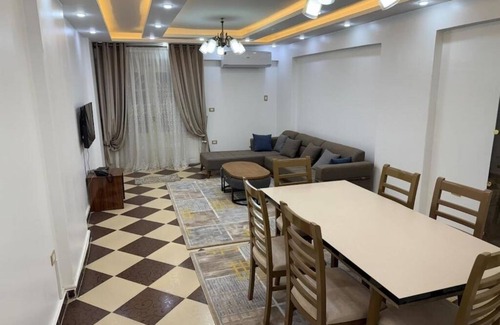 Al-Muntazah Apartment | Aparthotel, Sidi Bishr, see the sea, elegant furniture, fully air-conditioned