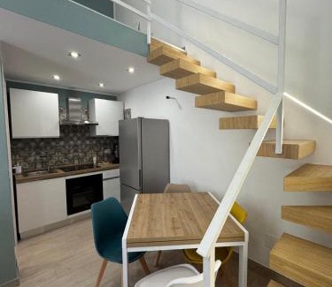 Frattamaggiore Apartment | AparthouseRisorgimento CANAPA