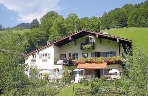 Ramsau Apartment | Apartment no. 1, 1-2 persons, 56 sqm, terrace, garden, bedroom