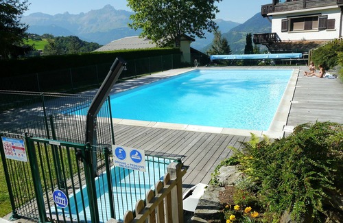 Saint-Gervais-les-Bains Apartment | Apartment 4 to 8 pers, 2 bedrooms, terrace, swimming pool, 800 m cable car