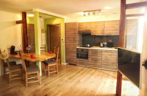 Sainte-Croix-aux-Mines Apartment | Apartment-Superior-Private Bathroom-Park view-H1 - Porte ou-Verte