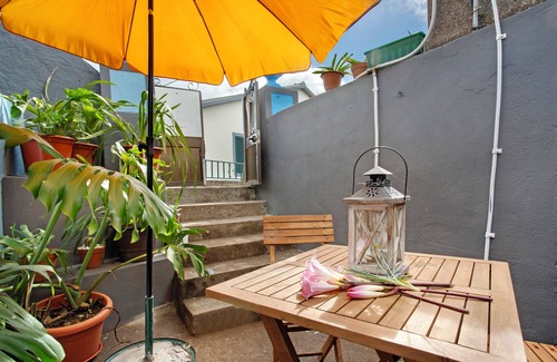 Faja da Ovelha Apartment | Apartment 'Thomas Suite Calheta' with Wi-Fi