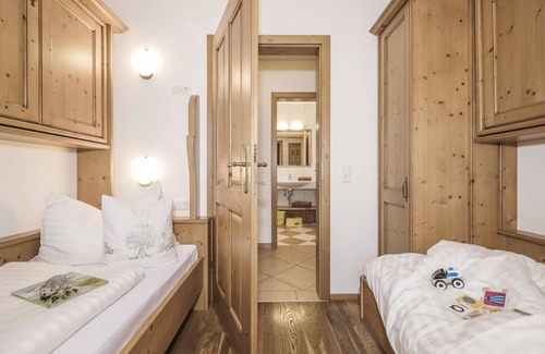 Hollersbach im Pinzgau Other | Apartment "Abretterkopf" & "red pillar" - Scharrerhof, baby and children's farm
