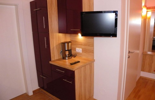 Irdning-Donnersbachtal Apartment | Apartment no. 15 with 2 bedrooms/shower - Ferienwohnung Ski-Hans