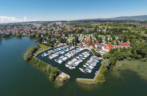 Immenstaad am Bodensee Apartment | Apartment No. 12, 72qm, 1 Schlafzimmer, 1 Wohn-/Schlafraum, max. 4 Personen