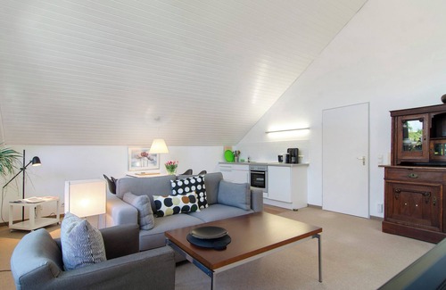Immenstaad am Bodensee Apartment | Apartment 'Studio, 1-Zimmer-Fewo' with Shared Garden, Balcony and Wi-Fi