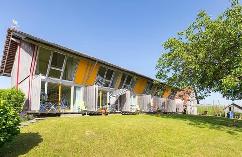 Kressbronn Apartment | Apartment '5' with Lake View, Private Terrace and Wi-Fi