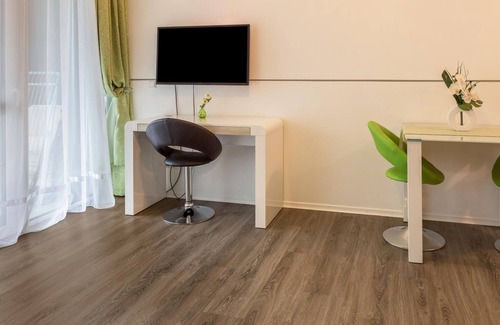 Rielasingen-Worblingen Apartment | Apartment 1 in Apartment House “Aach Apart” near Lake Constance with Balcony