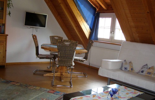 Villingen-Schwenningen Apartment | Apartment for up to 5 people, 2 bedrooms, child-friendly, quiet