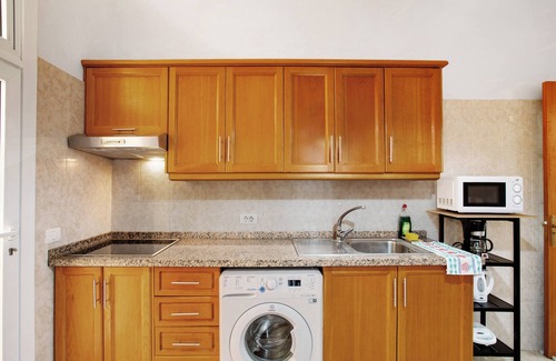 Santa Cruz de la Palma Apartment | Apartment 'Santa Cruz De La Palma Rubi 1' with Mountain View and Wi-Fi