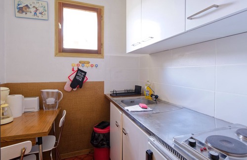 Saint-Etienne-de-Tinee Apartment | Apartment in Auron 100 meters from the slopes