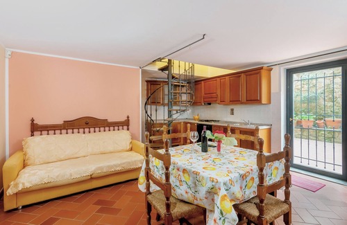 Castelfranco Piandisco Other | Apartment 'La Chiocciola' with Shared Pool, Shared Terrace and Wi-Fi