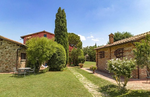 Badicorte Apartment | Apartment for 4 people in a farmhouse in Valdichiana in Tuscany