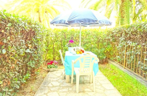 Santo Stefano al Mare Apartment | APARTMENT 50 metres from the SEA with private garden