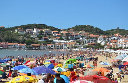 Sao Martinho do Porto Apartment | Apartment with 2 bedrooms only 100 meters fro .