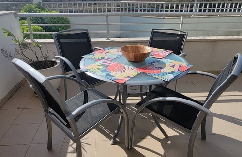 Sao Martinho do Porto Apartment | Apartment located a short 10 minute walk from the bay of São Martinho do Porto.