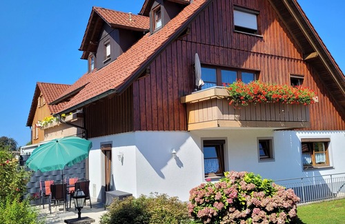Nonnenhorn Apartment | Apartment 1, 37m² with Shared Garden, Balcony and Wi-Fi