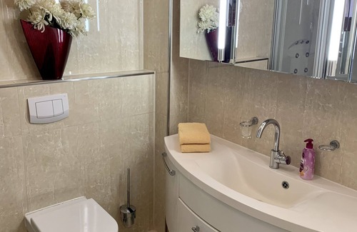 Emden Apartment | Apartment 1, centrally located on the waterfront