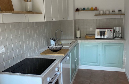 San-Martino-di-Lota Apartment | Apartment 100 metres from Miomo beach