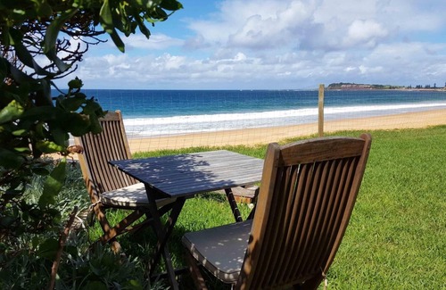 Narrabeen Apartment | Apartment 1 - The Coachhouse