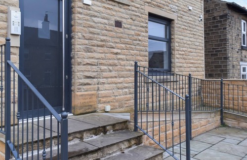 Huddersfield Apartment | Apartment 1 - UK48904