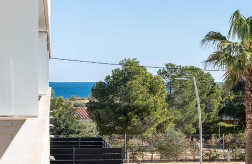 Roques Daurades Apartment | Apartment 100m beach with sports courts
