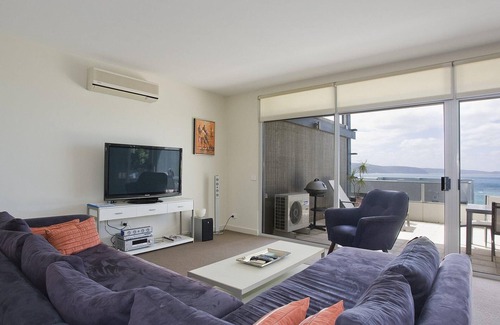 Lorne Apartment | Apartment 15 Kalimna