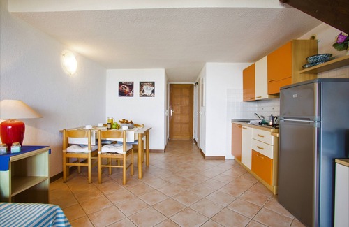 Ghisonaccia Apartment | Apartment 150 m from the sea - 6 people