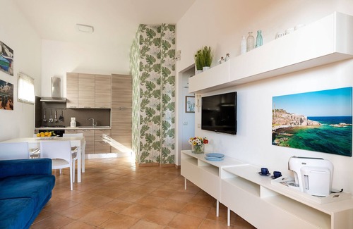 Reitani Apartment | Apartment 150 metres from San Lorenzo’s beach, Sicily - Euthalia