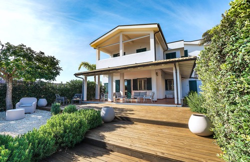 Reitani Apartment | Apartment 150 metres from San Lorenzo’s beach, Sicily - Euthalia