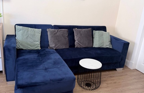 Letham Grange Apartment | Apartment 2- 216 High Street