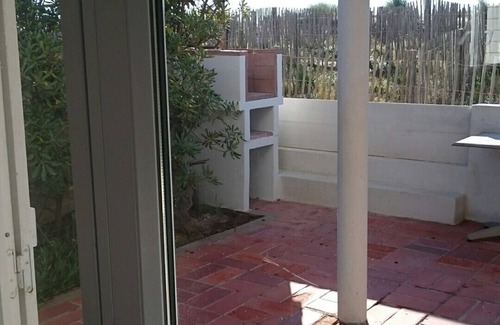 Valras-Plage Apartment | Apartment 2/4 p in House with garden seaside, 1st line, view on dune