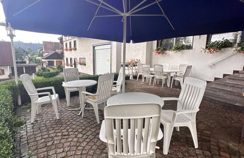 Donaueschingen Apartment | Apartment 2 Etage Wohnung mit Balkon, Max. 6 Personen