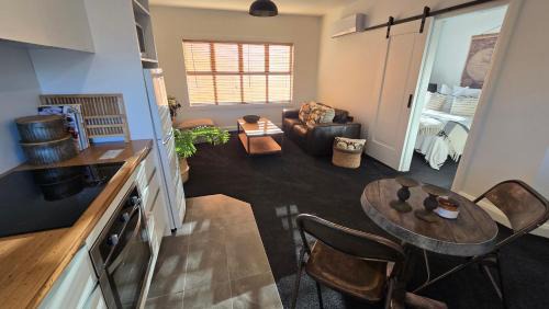 Blenheim Apartment | Apartment 2 - Haddin Court - Stunning Executive
