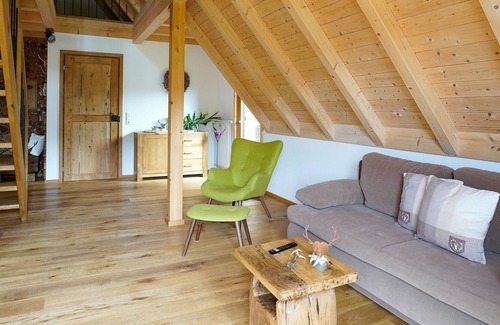 Lautenbach Apartment | Apartment 2, maisonette, 76sqm, balcony, 1 bedroom, max. 4 people