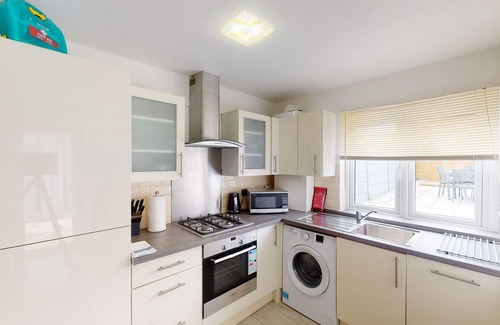 Chatham Apartment | Apartment 2 - Symons House