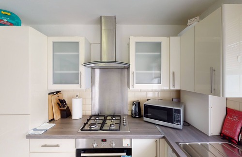 Chatham Apartment | Apartment 2 - Symons House