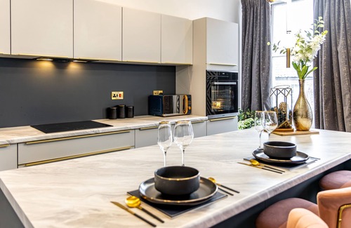 Boston Apartment | Apartment 2, where luxury, and splendour are!