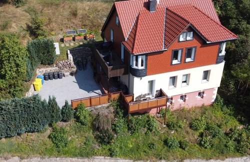 Tanne Apartment | Apartment 2 with box-spring bed and sofa bed - FaFeWo (family vacation apartments)