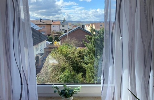 Obersulm Apartment | Apartment '2 Zimmer' with Mountain View, Private Terrace and Wi-Fi