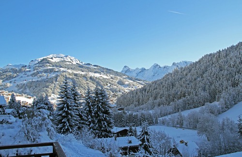 Le Grand-Bornand Apartment | Apartment 3★ Aravis view, south-facing balcony, 5 pers, near village & shuttle bus