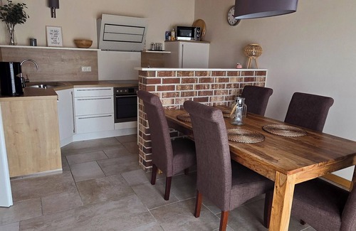 Blengow Apartment | Apartment 3 Blengow