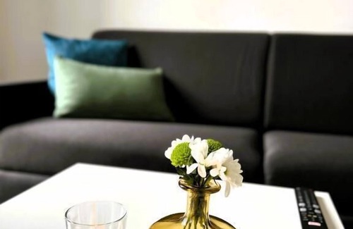 Montreuil Apartment | Apartment 3 - LE PLUME