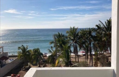 Barra de Navidad Apartment | Apartment 3 Maleconcito del Sol Barra de Navidad