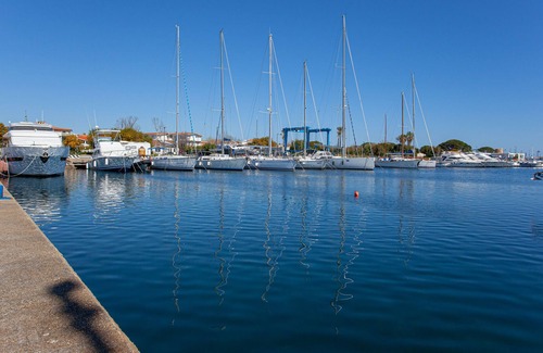 La Caletta Apartment | Apartment 300 Meters from the Beach with Terrace & Wi-Fi