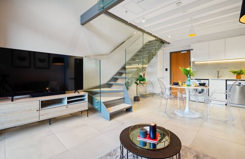 Bo'Kaap Apartment | Apartment 307 at 117 on Strand