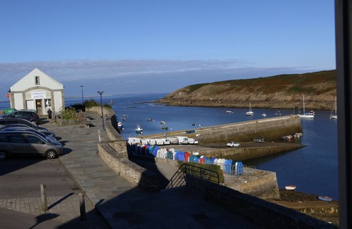 Le Conquet Apartment | Apartment 4/5pers 2 bedrooms direct on the port of Le Conquet