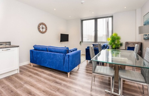 Crosby Cottage | APARTMENT 4 - CROSBY GARDENS, family friendly in Waterloo, Merseyside