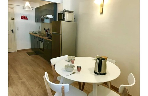 Old Town Apartment | Apartment 4 people Place l'Ormeau